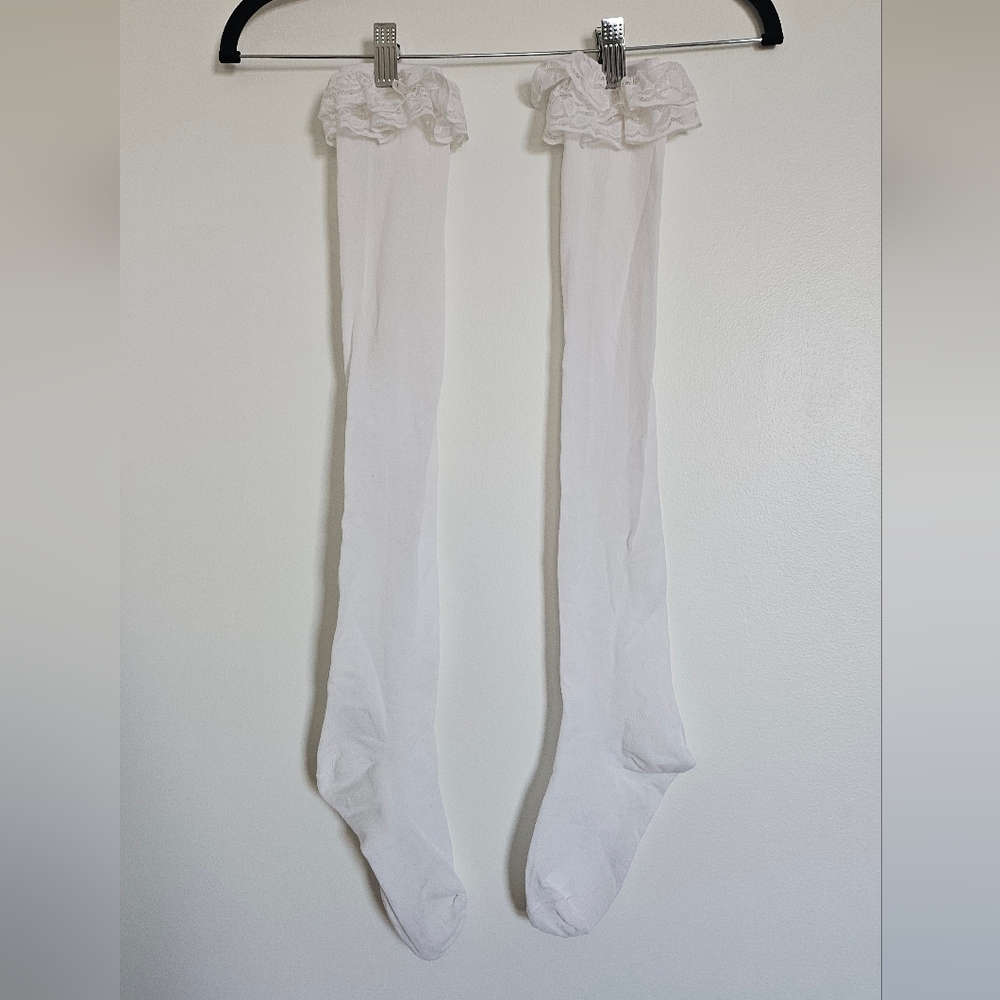 Rare Ma*rs Gyaru Lolita Jirai White Ruffled Thigh High Over Knee Socks